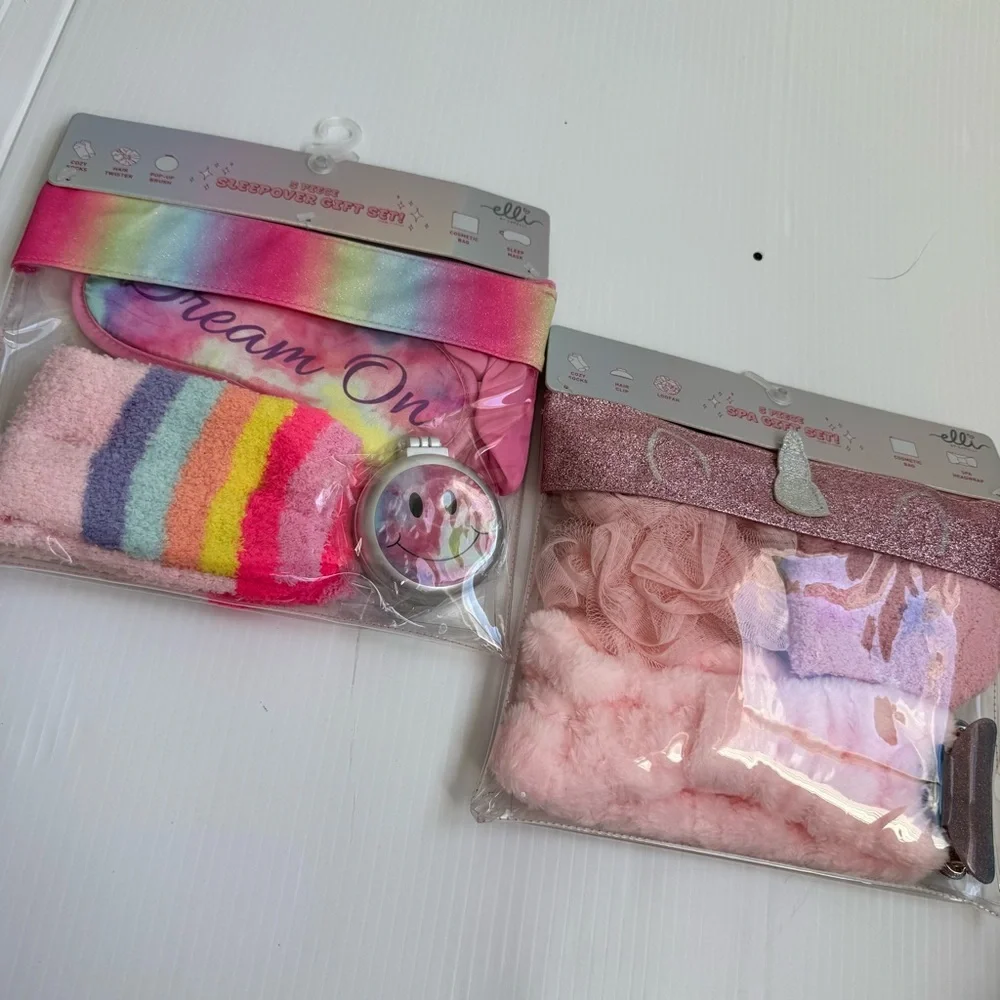 Fun girls gifts sets Kids Hair Accessory 1 unicorn set and 1 smiley face set - Picture 1 of 7